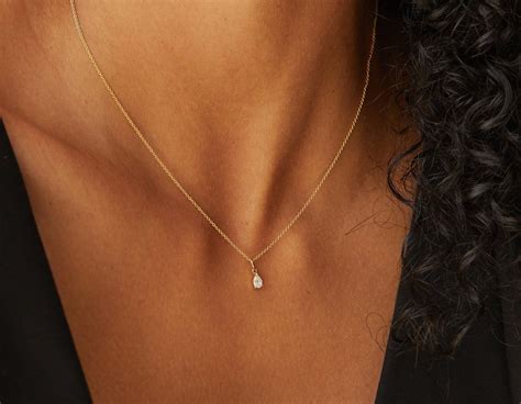 Pear Diamond Pendant Necklace | Beautiful diamond necklace, Diamond jewelry necklace
