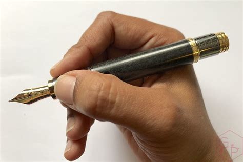 Gourmet Pens: Montblanc Patron of Arts Homage to Hadrian Fountain Pen