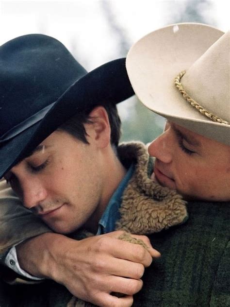 Jake Gyllenhaal and Heath Ledger in Brokeback Mountain | Brokeback mountain, Movie couples ...