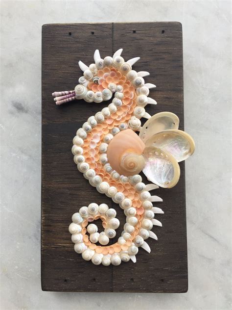 Seashell Seahorse Wall Box | Seashell crafts, Shell crafts diy, Shell crafts