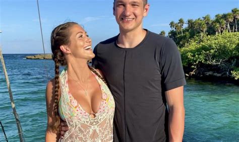 The Sports World Is Thinking Of Grayson Allen's Wife Today - The Spun