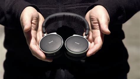 Watch 3 Noise-Cancelling Headphones Tested and Rated | WIRED