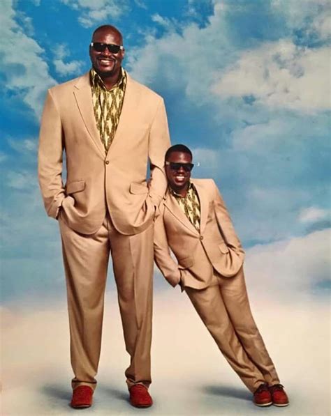 Kevin and Shaq, would be great in Twinz 2 | Shaquille o'neal, Kevin hart, Friend photoshoot