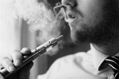 E-Cigarette/Electronic Cigarette/E-Cigs/E-Liquid/Vaping/Cl… | Flickr