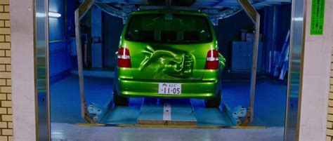 Volkswagen Touran I [Typ 1T] Green Compact MPV Car In The Fast And The Furious: Tokyo Drift (2006)