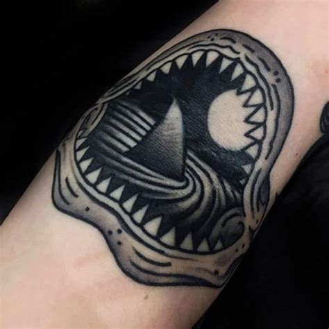 60 Shark Jaw Tattoo Designs for Men [2023 Inspiration Guide]