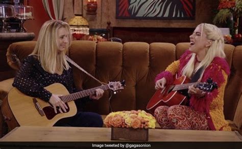 F.R.I.E.N.D.S Reunion: Can Lady Gaga Out-Phoebe Lisa Kudrow On Smelly ...