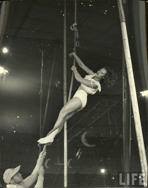 The Circus Girls, 1949 | Circus performers, Vintage circus, Ringling brothers circus