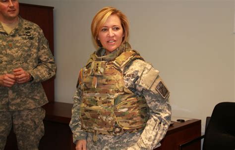 Army surgeon general dons new female body armor