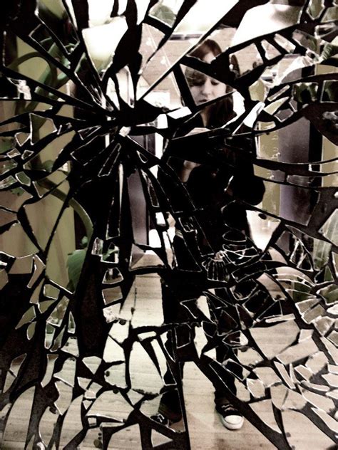 Broken Mirror Wallpapers - Top Free Broken Mirror Backgrounds - WallpaperAccess