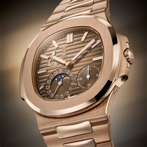 Patek Philippe Releases Nautilus 5712/1R Moon Phases in Rose Gold with ...