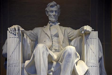 Lincoln Memorial - Lincoln Statue (1) | Washington | Pictures | United ...