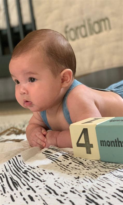 ¡Lo más tierno! Baby Ford, el hijo de Pamela Silva, cumple cuatro meses | Sesion de fotos bebes ...