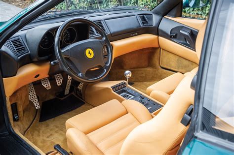 Ferrari F355, el coche que cambió la nomenclatura de Maranello