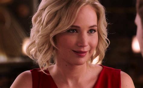 Jennifer Lawrence in ‘Passengers’ | Jennifer lawrence hot, Jennifer laurence, Jennifer lawrence