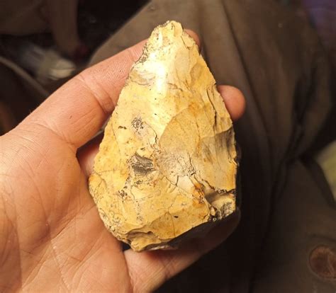Identifying Stone Age flint tools