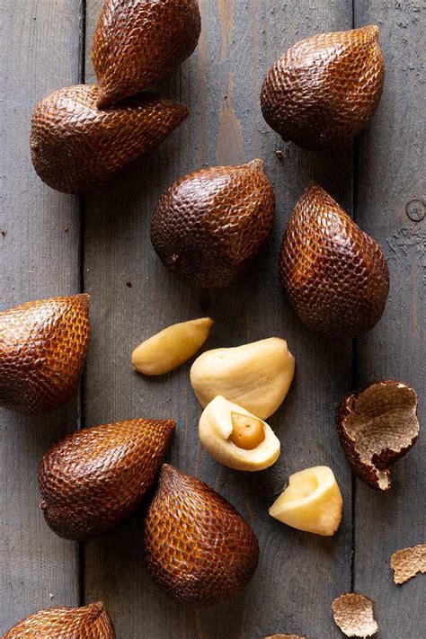 Snake Fruit (Salak): What is it and how to eat it | Foodtasia