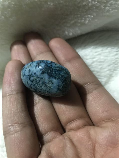 I found this blue rock but I don’t know it’s name, any ideas?? : r/whatsthisrock