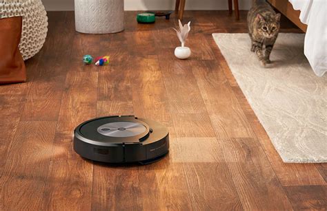 Report: EU to investigate Amazon's pending iRobot acquisition