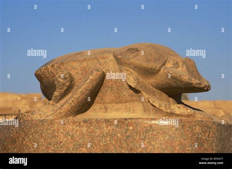 Statue of khepri hi-res stock photography and images - Alamy