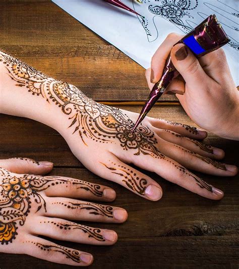 Top 10 Mehndi Artists In Delhi