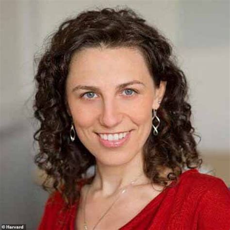 Harvard behavioral scientist who studies dishonesty is accused of fabricating data | Daily Mail ...