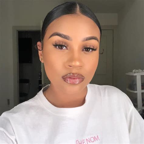 Shaiana MF Talia on Instagram: “All glosses are $5 at glamglizzy.com 🤯 go get ur glosses today ...
