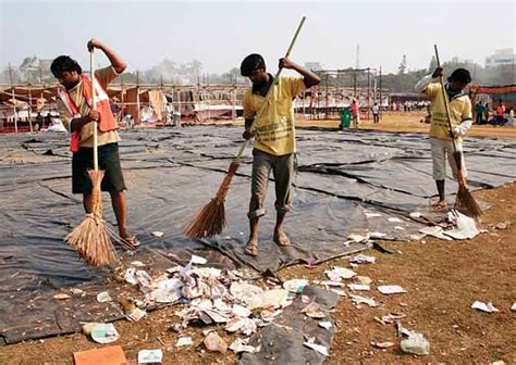 Justice To Sanitation Workers Must Move Beyond Verbal Appreciation| Countercurrents