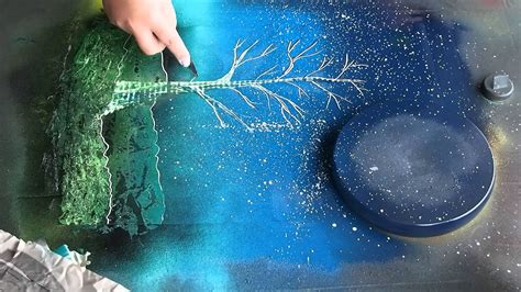 Spray Paint Art: Tree and Sun live paiting