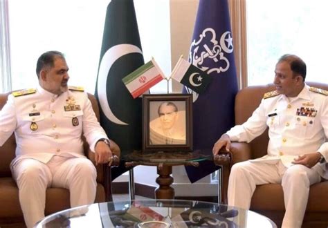 Iran, Pakistan Discuss Military Interaction - Politics news - Tasnim News Agency