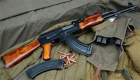 Fusil Kaláshnikov Mod. AK 47 , AKM y AKS | Armas de Fuego