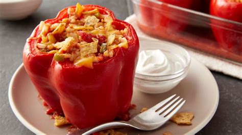 Cheesy Southwest Chicken Stuffed Red Peppers | Recipe | Stuffed peppers, Recipes, Betty crocker ...