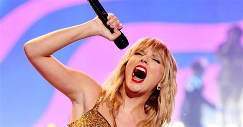 Taylor Swift Is Too Popular for Ticketmaster to Handle