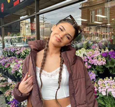 Leah Halton (Tiktok Star) Wiki, Biography, Age, Boyfriend, Family ...