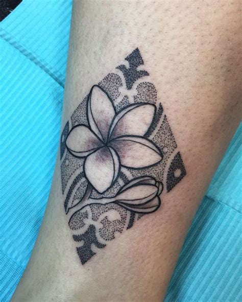 oneonine | Frangipani tattoo, Pattern tattoo, Plumeria tattoo