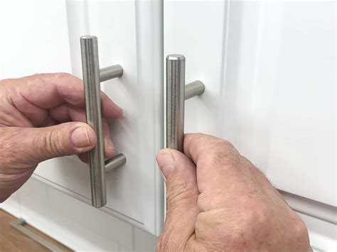 How to Install Cabinet Door Handles : True Position Tools