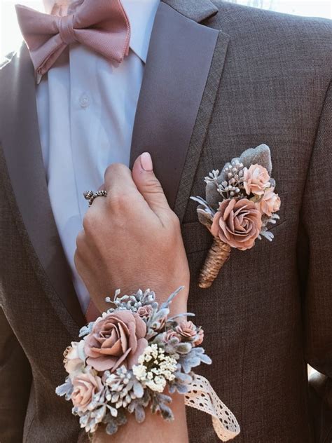 VSCO - meredithmarieolsen1031 | Corsage prom, Prom flowers, Dream wedding