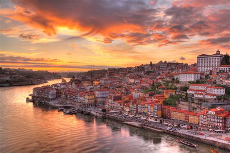 Portugalia Porto - 10 Historical Landmarks You Must See in Porto's ...