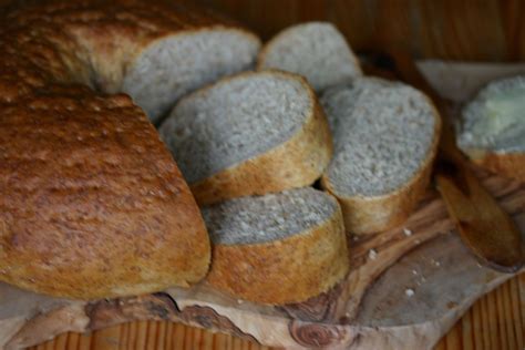 Finnish rye bread (ruisreikäleipä) | Rye bread, Bread, Food