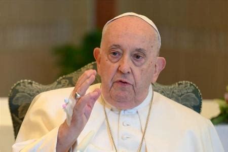 UPDATE: Pope Francis’ Health: Here’s a Timeline of His Medical Issues in Recent Years ...