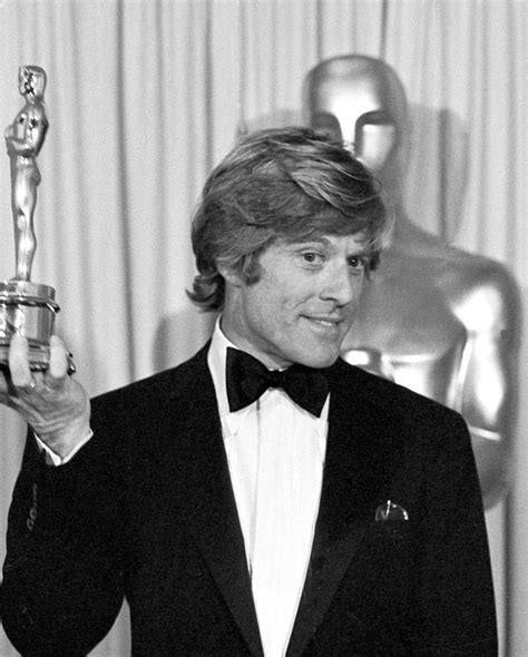 Robert Redford in 1981 with his Oscar for Best Director for Ordinary ...