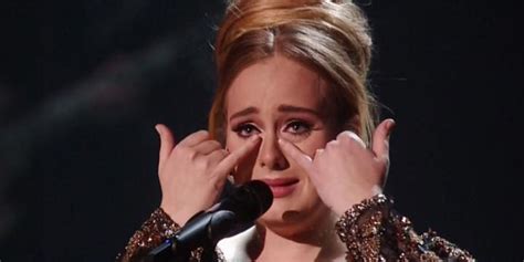 Adele Crying at Radio City Concert - Adele Live Performance