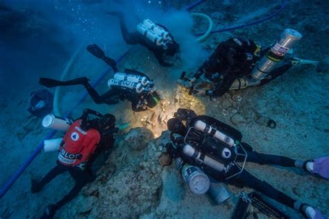 2,000-Year-Old Human Remains Found on Famous Antikythera Shipwreck | Ancient Origins