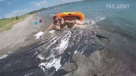 Beach Fail GIFs | Tenor