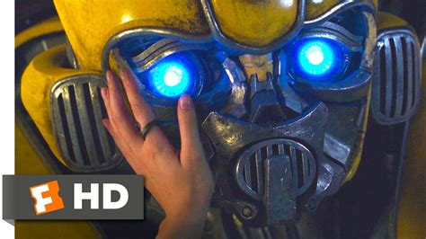 Bumblebee (2018) - Meeting Bumblebee Scene (3/10) | Movieclips - YouTube