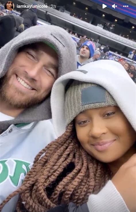 Travis Kelce, Kayla Nicole wrap up bye week with Eagles date