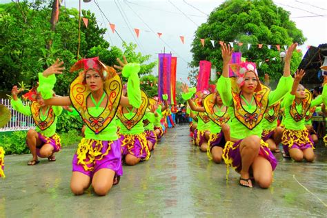 Bicol Festivals: Lubid Festival 2013 Street Presentation