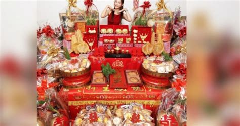 Daily roundup: Inside Roxanne Tong's 'guo da li' ceremony featuring golden 'pigs' and 'dragons ...