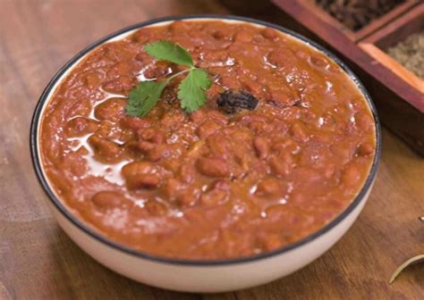 Kashmiri Rajma or Jammu Rajma Recipe (Dogra Recipe with Onion, Garlic ...