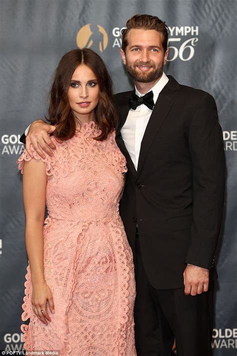 Heida Reed engaged to producer boyfriend Sam Ritzenberg | Daily Mail Online